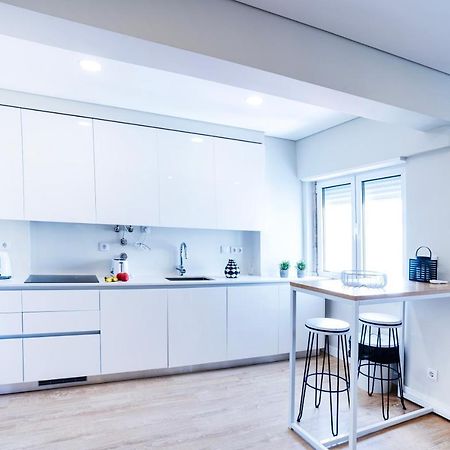 New - Luxury & Bright Apartment 리스본 외부 사진