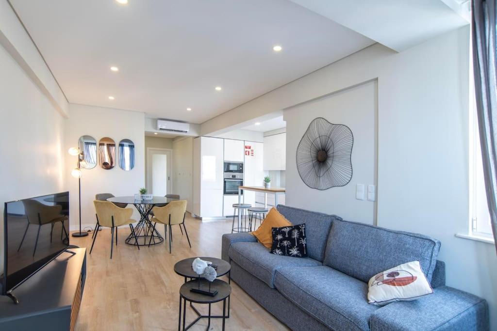New - Luxury & Bright Apartment 리스본 외부 사진